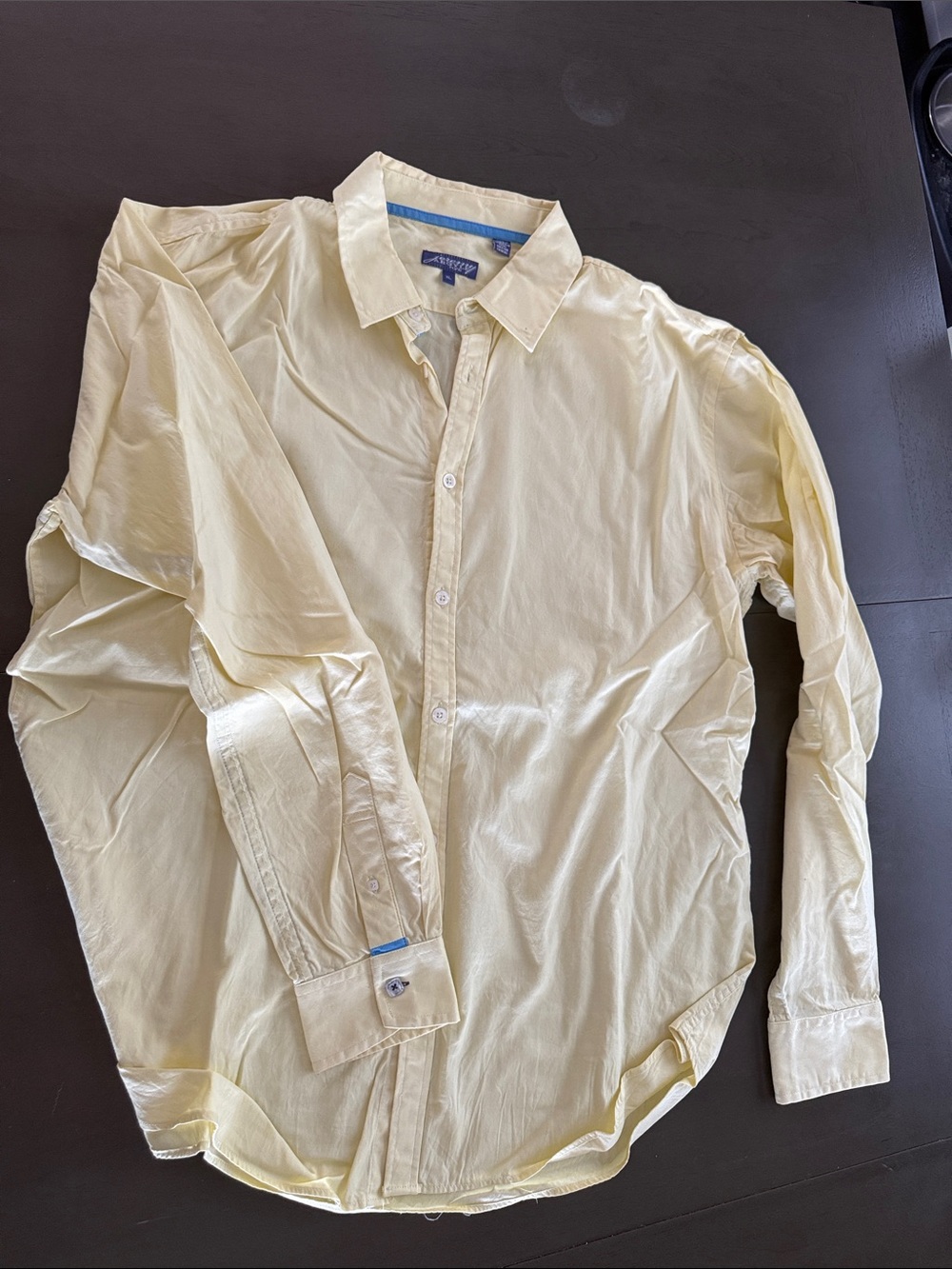 Men's Pale Yellow Long-Sleeve Button-Down Shirt